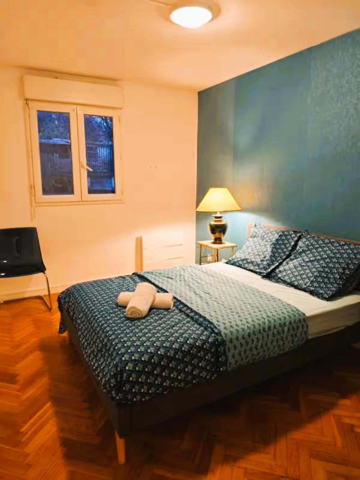 Mini-Studio Avec Kitchenette Ou Chambre Confort Avec Frigo Et Tv - Parking En Option Sur Resa ! Chaville Eksteriør bilde